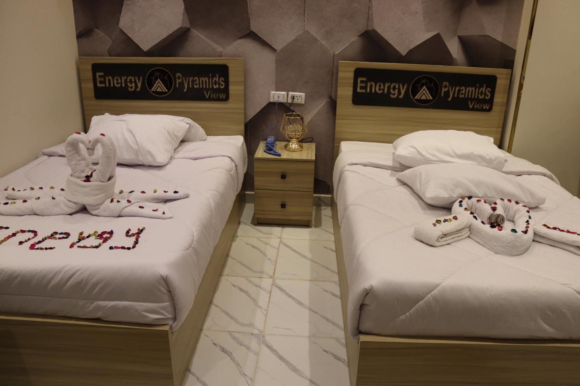 Energy Pyramids View Kafret el-Gabal Exterior foto