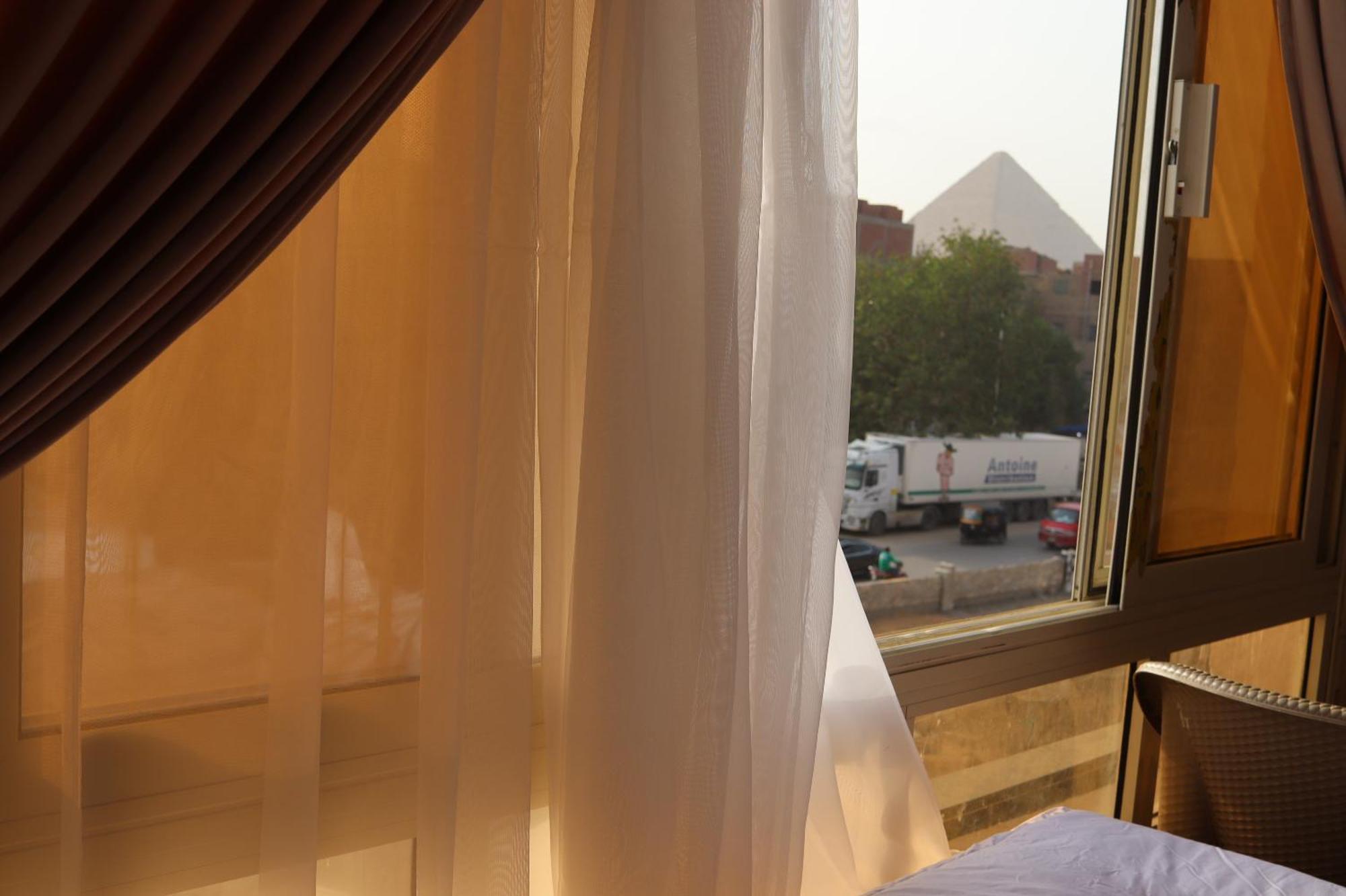 Energy Pyramids View Kafret el-Gabal Exterior foto
